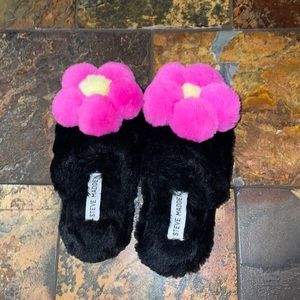Steve Madden faux fur slippers